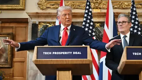 Donald Trump Suggests Starmer Might Use Armed Forces to Secure UK Borders